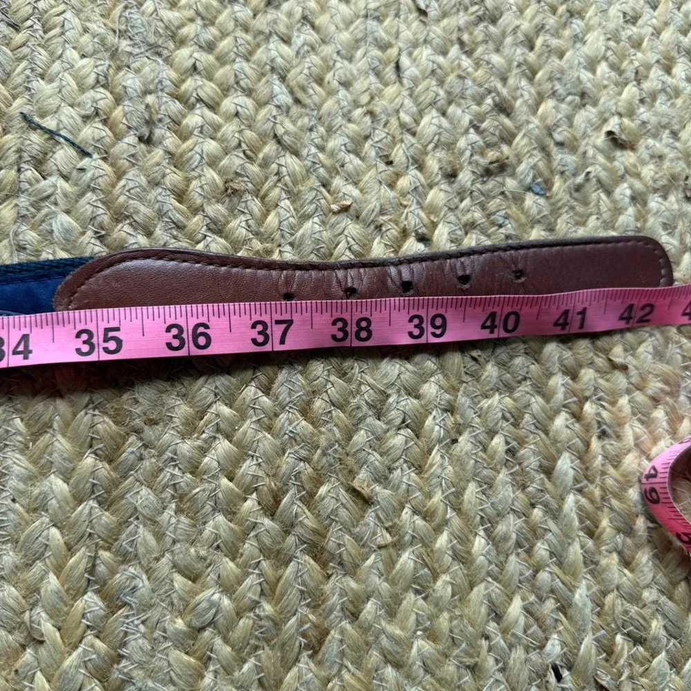 West Marine Mens 38 Yellowfin Tuna Fish Ribbon Belt Navy Blue Leather Brass USA